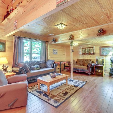 Just Fur Relaxin Sevierville Cabin With Hot Tub! Exterior foto