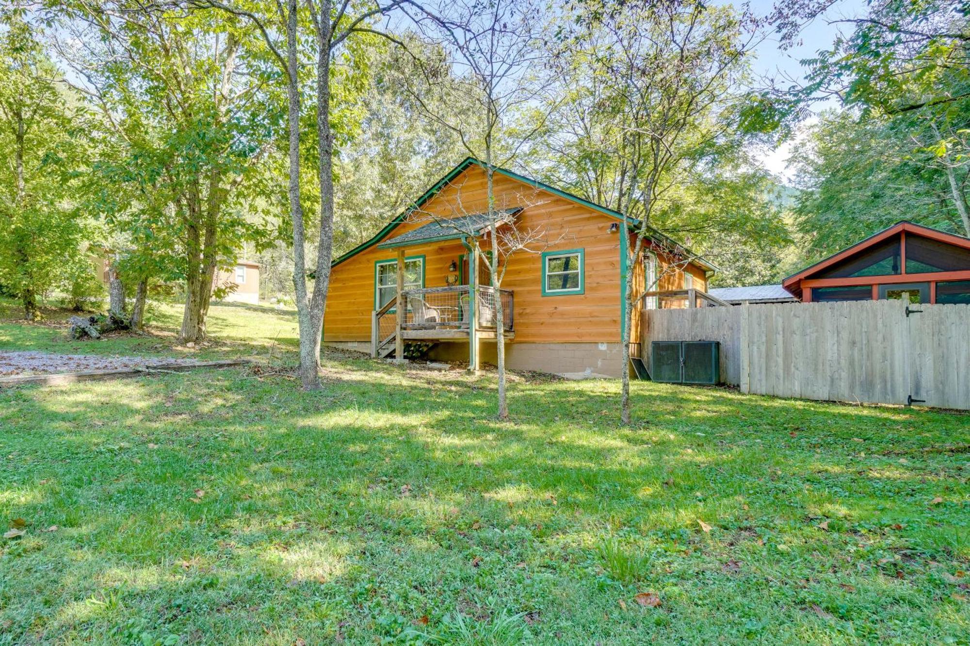 Just Fur Relaxin Sevierville Cabin With Hot Tub! Exterior foto