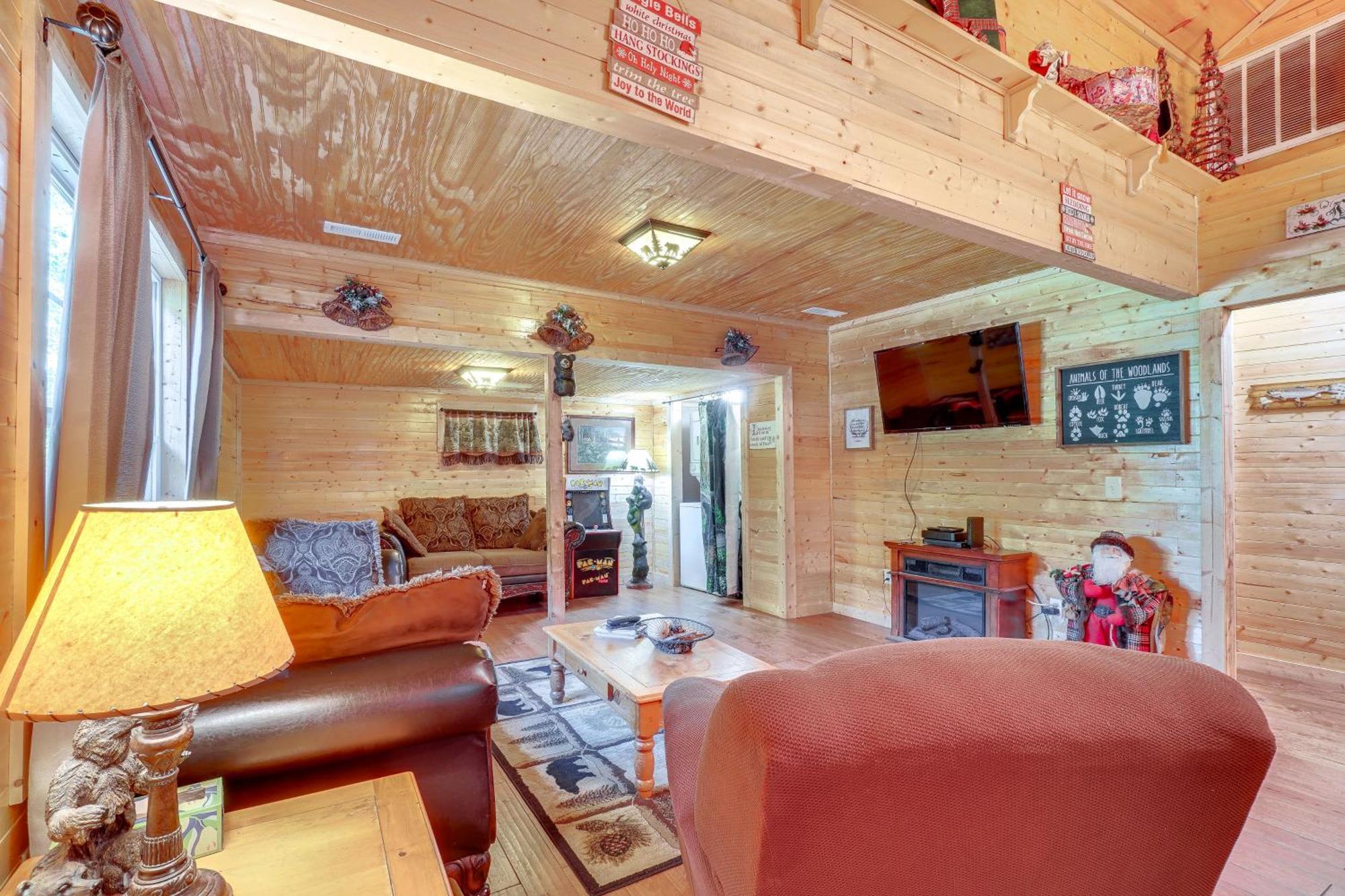 Just Fur Relaxin Sevierville Cabin With Hot Tub! Exterior foto
